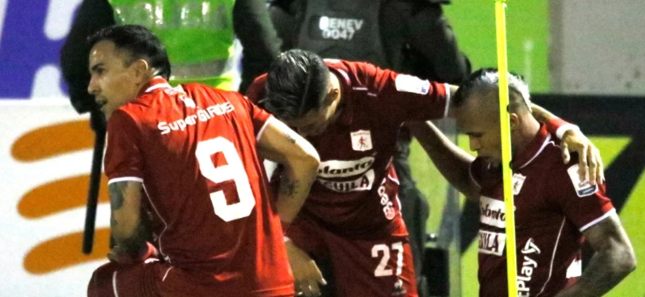 América derrotó a Huila. Foto: VizzorImage / Sergio Reyes