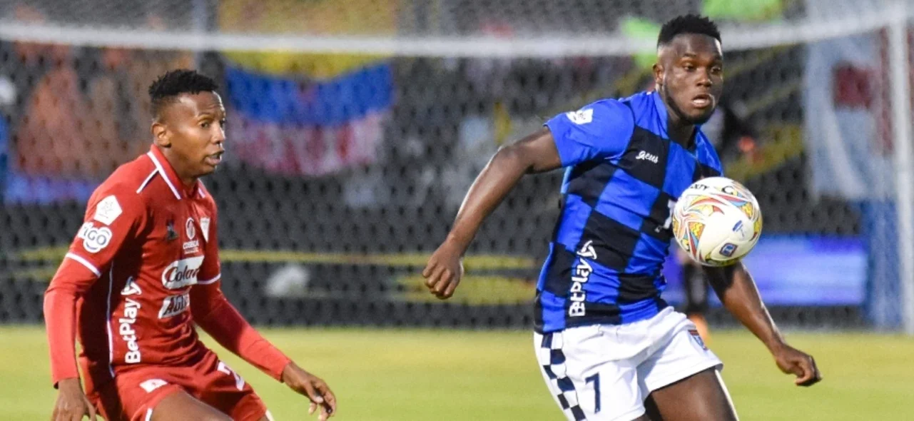 Boyacá Chicó y América de Cali empataron 1-1. Foto: VizzorImage / Edward Leguizamon