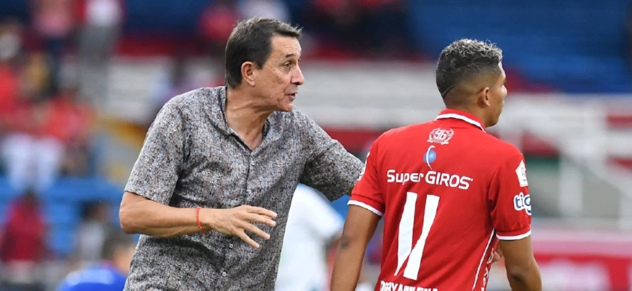 Así sería la nómina de América de Cali para enfrentar a Bucaramanga. / Foto: Vizzorimage.