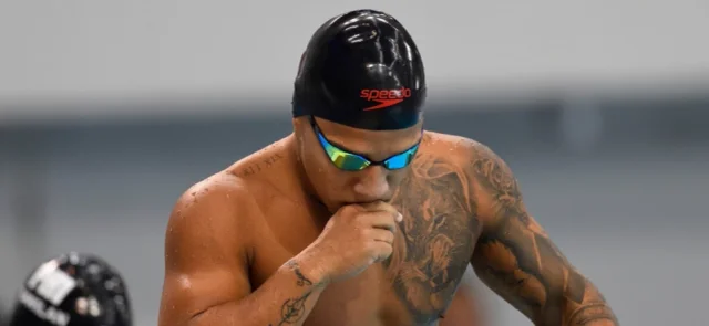 Carlos Serrano marcó un nuevo récord mundial en 100 metros de estilo mariposa. / Foto: Twitter Carlos Serrano.