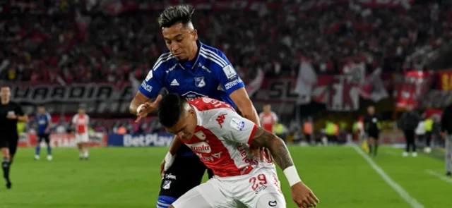 Millonarios recibe a Santa Fe. Foto: VizzorImage / Samuel Norato