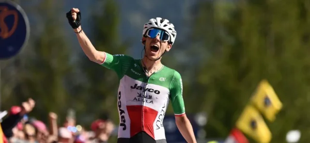 Filippo Zana se adjudicó la etapa 18 del Giro de Italia / AFP