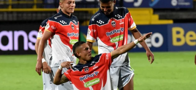 Fortaleza busca asegurar una victoria y tomar ventaja en el grupo A del Torneo. / Foto: VizzorImage - Felipe Caicedo