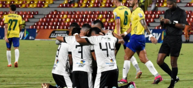 Llaneros vs. Real Cartagena /Foto: VizzorImage/ David Murillo