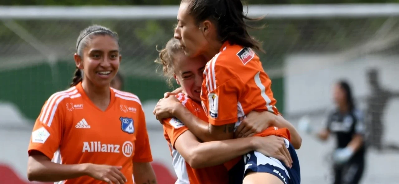 Triunfo de Millonarios femenino sobre Real Santander -VizzorImage / Jose D. Martinez