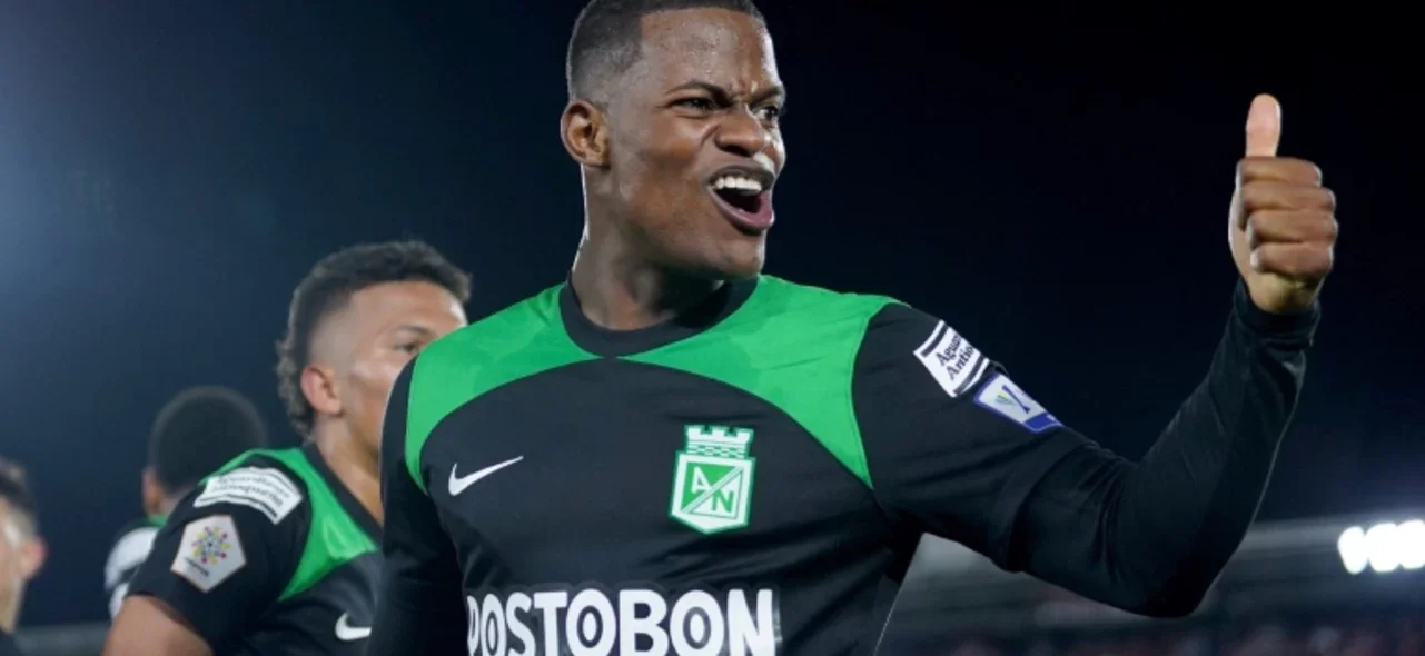 Nacional venció a Santa Fe 0-2 - VizzorImage / Andres Rot