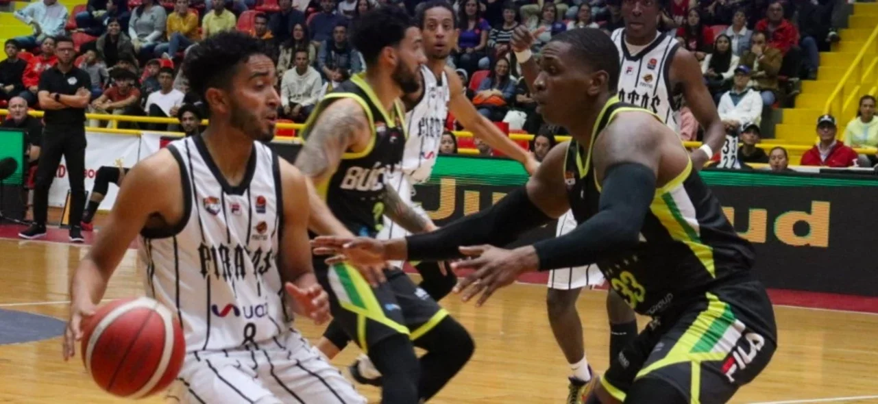 Piratas vs. Búcaros - Foto: @DPB_Colombia