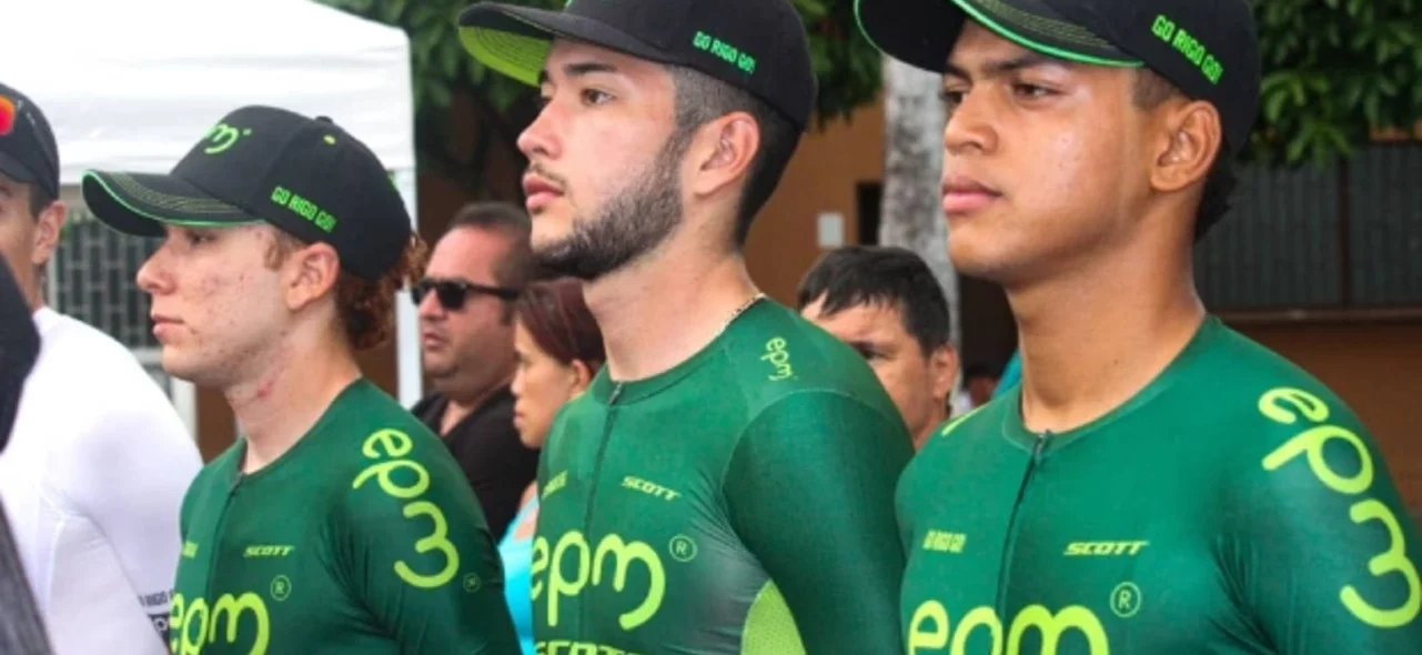 Arboleda ganó en un emocionante sprint en la Vuelta de la Juventud. / Foto: Epm Ciclismo.