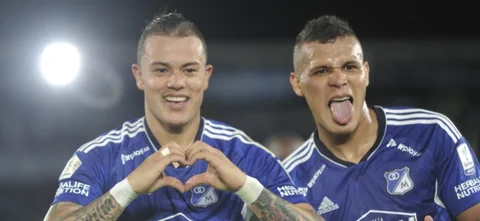 Leonardo Castro fue el autor del gol de Millonarios ante Boyacá Chicó. / Foto: Vizzorimage.