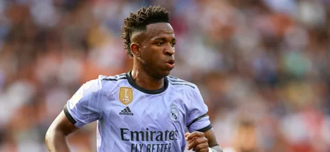 Repudio por los insultos racistas a Vinícius / AFP