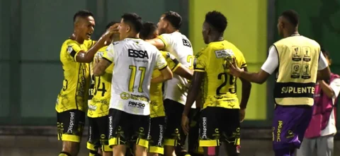 Primer triunfo de Alianza ante Nacional en la Liga BetPlay | Foto: VizzorImage / Jose David Martinez