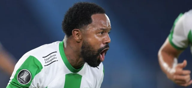 Dorlan Pabón suma 6 goles en la Copa Libertadores / AFP