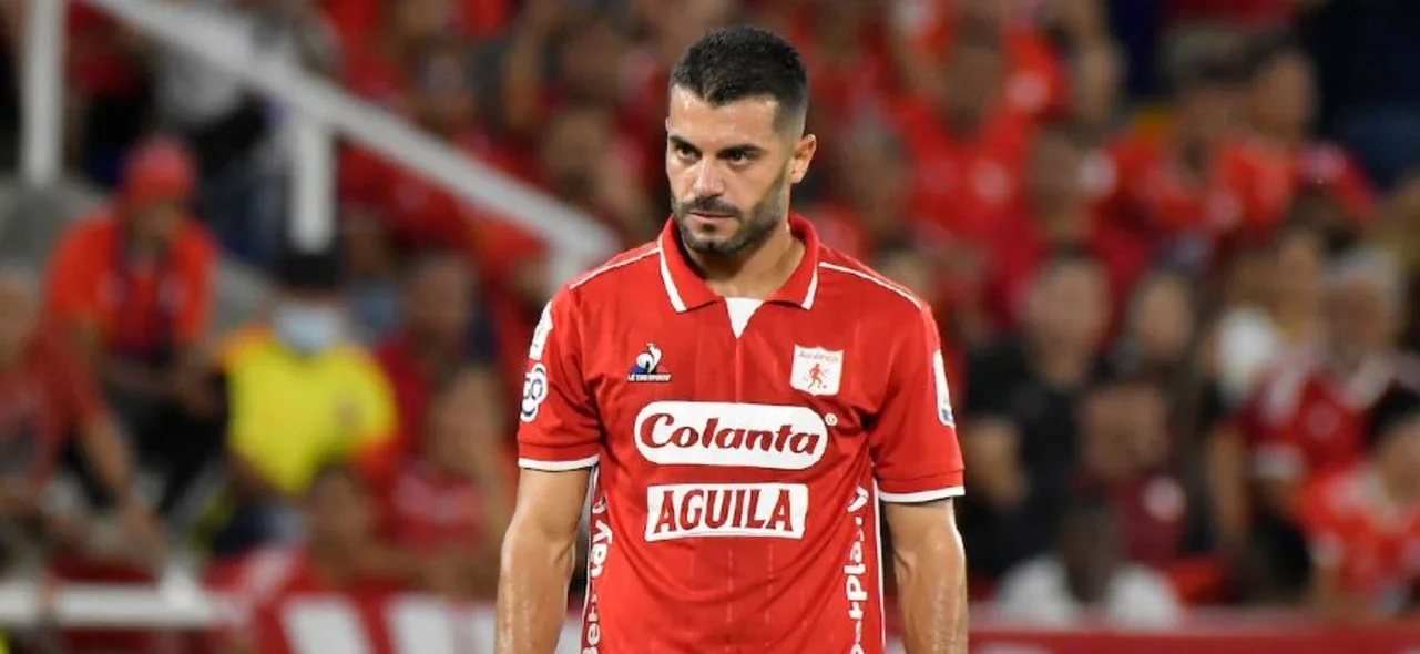 Nacional se pronunció sobre la lesión de Iago Falque | Foto: VizzorImage / Gabriel Aponte