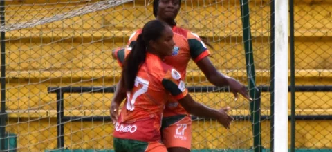 María Carvajal celebra su gol de penal - VizzorImage / Manuel Ruiz