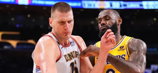 Jokic y James fueron los mejores de sus conjuntos en el Juego 4 - AFP