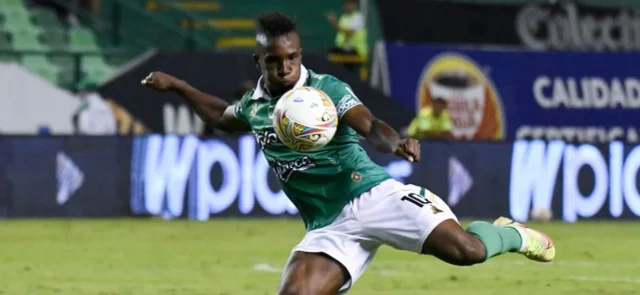 Kevin Velasco está muy cerca de convertirse en nuevo jugador de Puebla | Foto: VizzorImage / Oswaldo Lopez