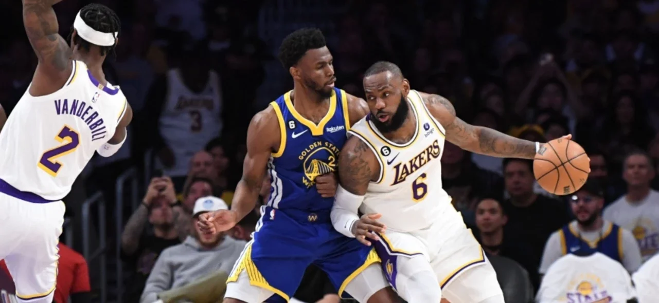 Triunfo de Lakers sobre Warriors - AFP