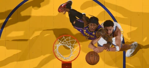 Momento crítico para la victoria de Warriors en su casa - AFP