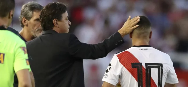 Quintero, invitado especial en el homenaje de River a Gallardo / AFP