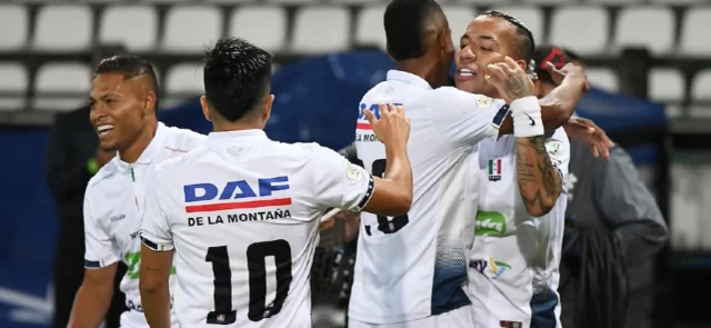 Once Caldas hizo oficial la salida de varios jugadores. / Foto: VizzorImage - Daniel Ocampo