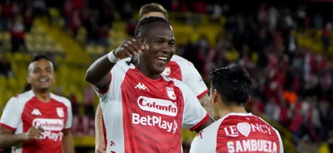 Santa Fe busca sellar su clasificación | Foto: VizzorImage / Andres Rot