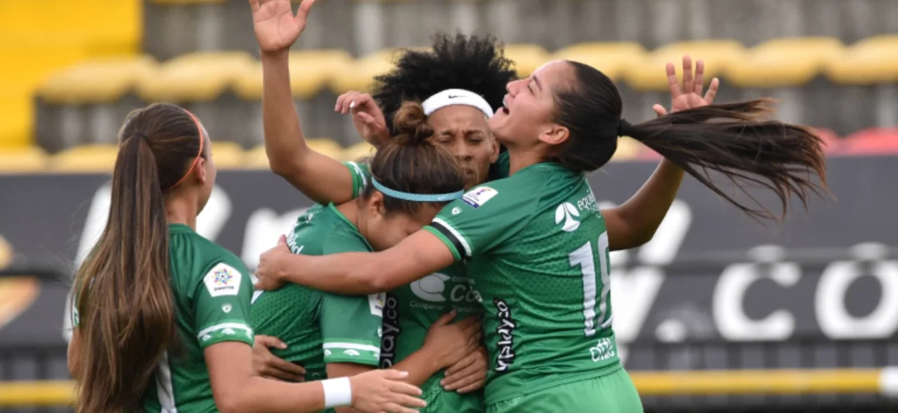 Yessica Rodríguez celebra su doblete ante Llaneros - VizzorImage / Felipe Caicedo