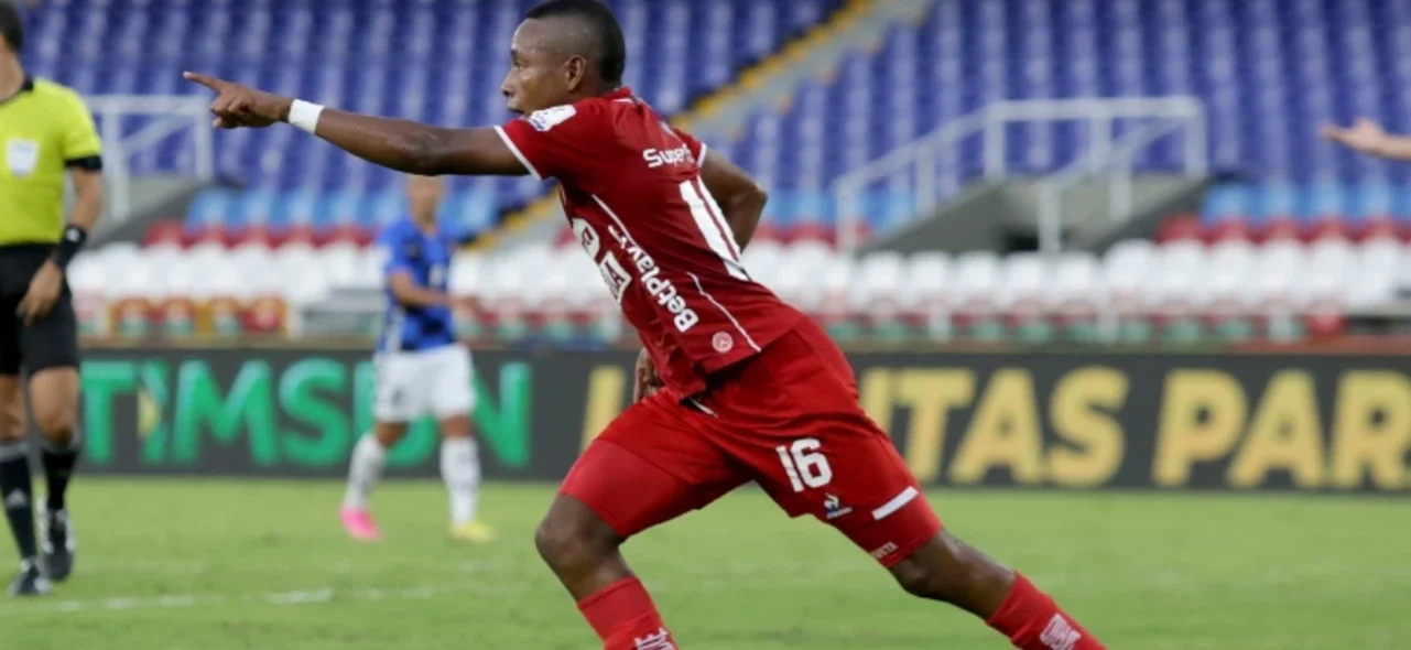 Triunfo de América sobre Chicó 2-1 -VizzorImage / Samir Rojas