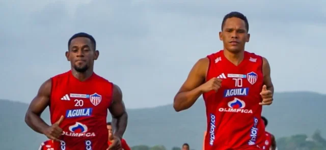 Carlos Bacca. Foto: Twitter/@JuniorClubSA