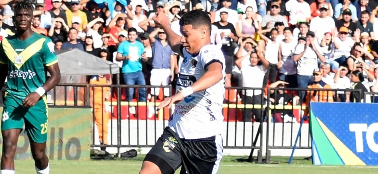 Patriotas y Llaneros empatan sin goles.