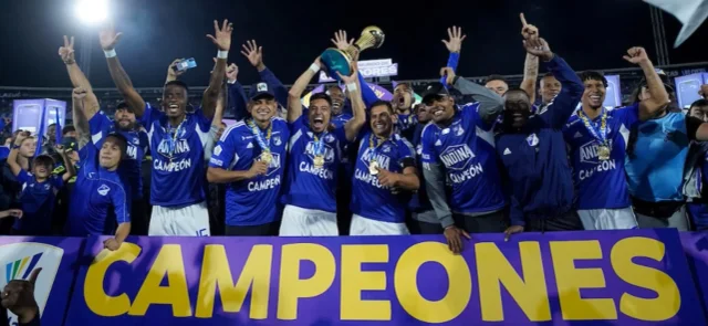Este fue el emotivo mensaje a jugadores de Millonarios previo a la final. / Foto: Vizzorimage.
