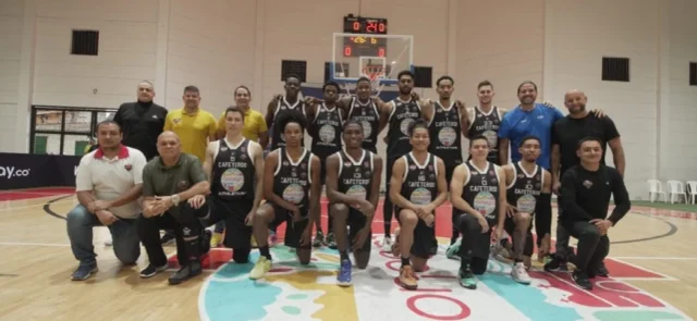 Cafeteros ganó el tercer duelo de la final ante Caribbean Storm. / Foto: DPB Colombia.
