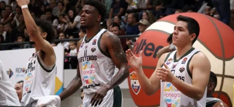 Cafeteros se quedó con la victoria ante Motilones del Norte. / Foto: DPB Colombia.