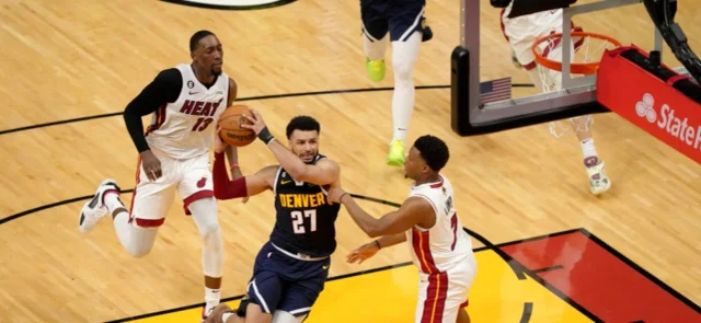 Triunfo de Denver para poner la serie 3-1 - AFP