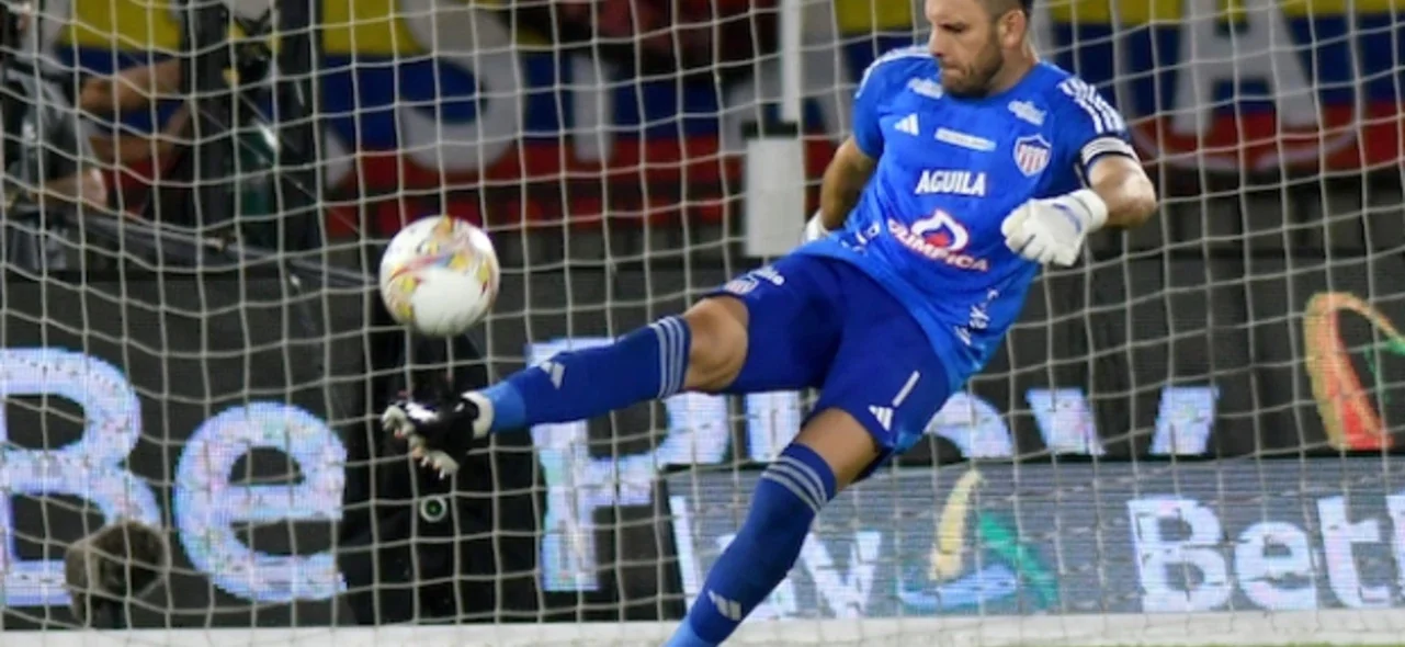 Sebastián Viera dejó de ser jugador de Junior. / Foto: VizzorImage - Luis Ramírez