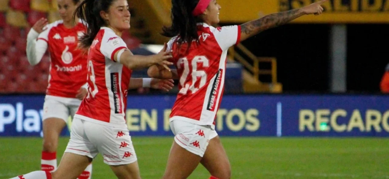 Liana Salazar se ratificó como una de las goleadoras 'cardenales' - VizzorImage / Annie Reyes
