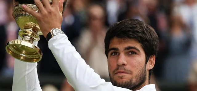 Carlos Alcaraz se quedó con el título de campeón de Wimbledon. / Foto: AFP.