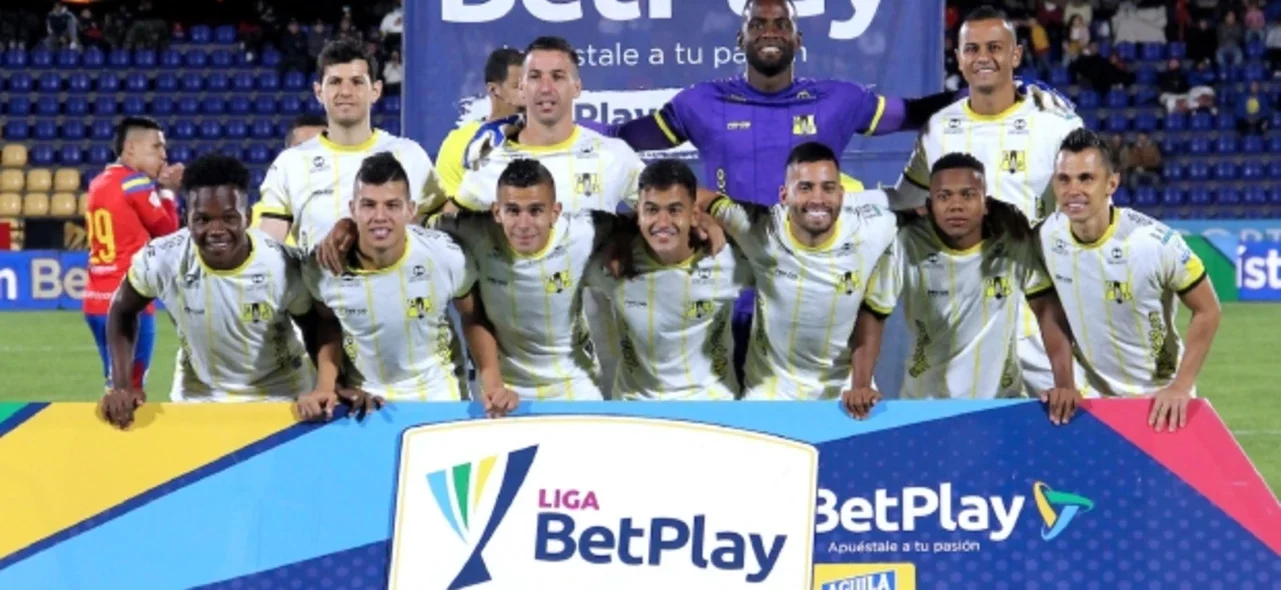 Alianza Petrolera buscó una nueva opción ante Pasto. / Foto: Vizzorimage.