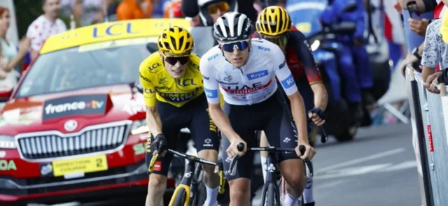 Sigue más detalles de la etapa 17 del Tour de Francia. / Foto: AFP.