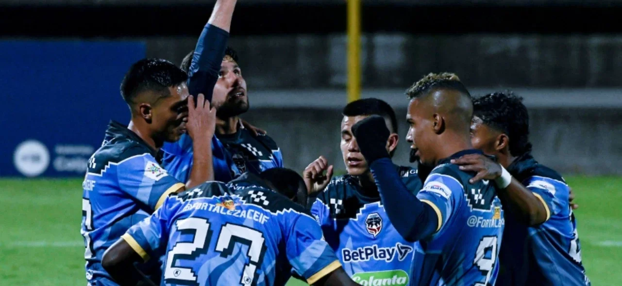 Fortaleza vs. Tigres - Foto: VizzorImage/ Edgar Cusgüen