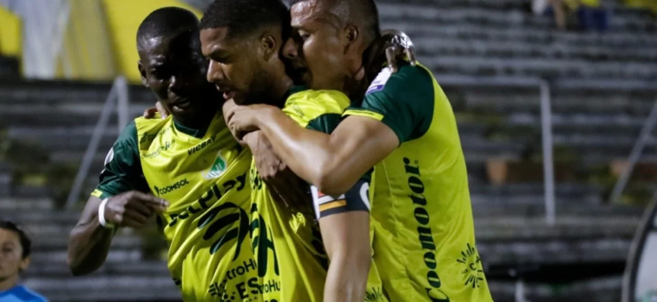 Victoria de Atlético Huila 2-0 sobre Pereira -VizzorImage / Sergio Reyes