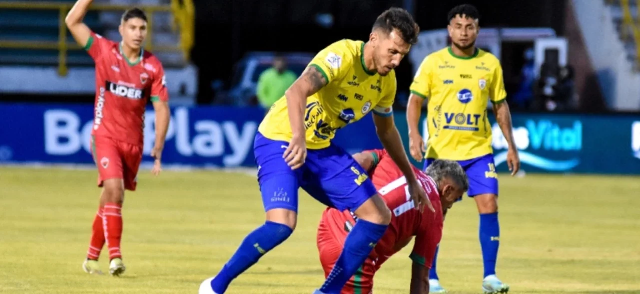 Empate a 0 goles entre Patriotas y Real Cartagena -VizzorImage / Edward Leguizamon