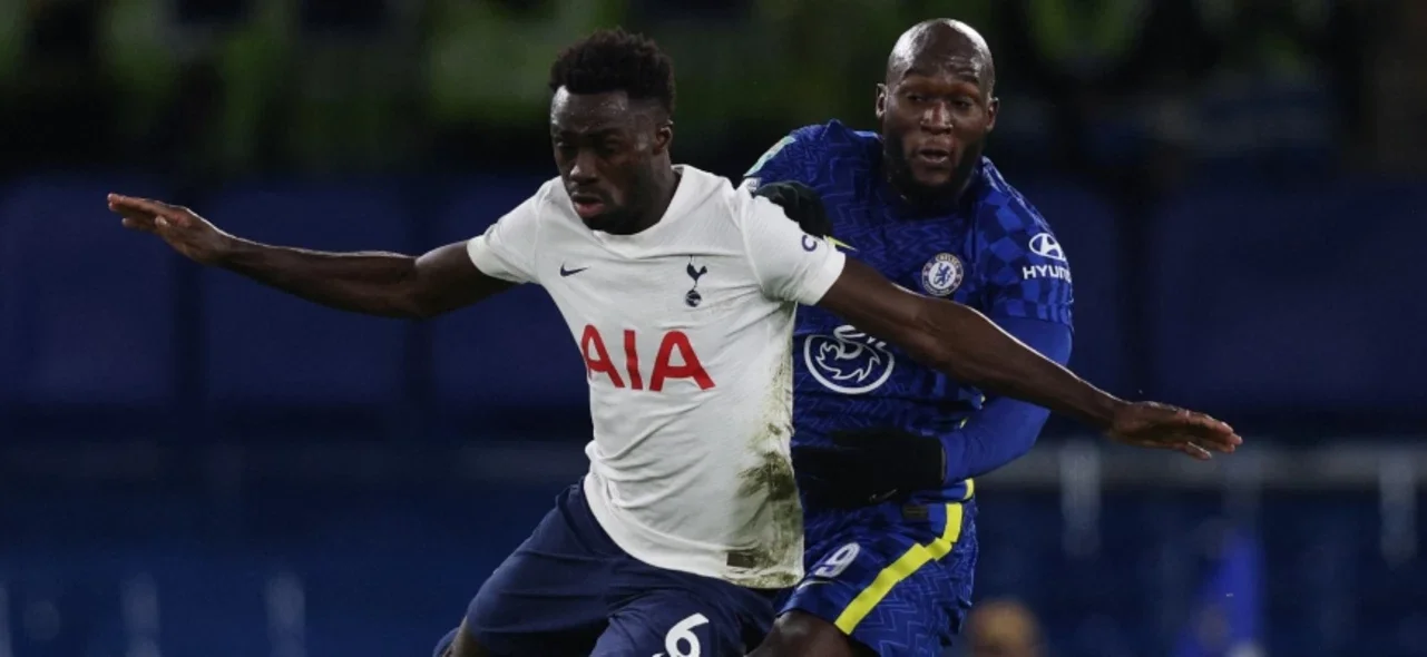 Dávinson Sánchez disputó más de 200 partidos con Tottenham Hotspur - AFP