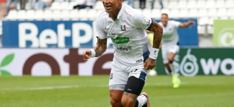 Dayro Moreno anotó gol con Once Caldas. / Foto: VizzorImage - John Jairo Bonilla