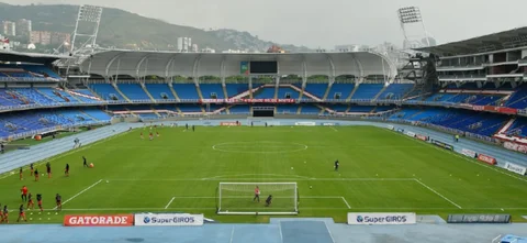 Guía para ir a un partido del fútbol profesional colombiano. / Foto: Vizzorimage.