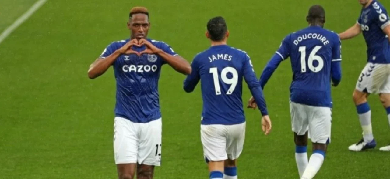 James Rodríguez y Yerry Mina integran un 11 ideal de lujo / AFP