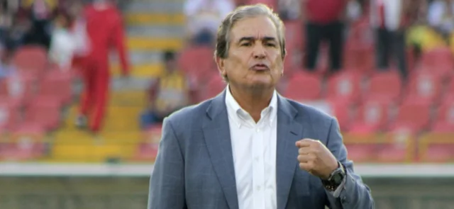 Jorge Luis Pinto dejó la dirección técnica de Cali, previo al arranque del Finalización 2023 - VizzorImage / Juan Torres