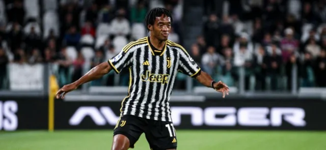 Juan Guillermo Cuadrado seguiría en Italia / AFP