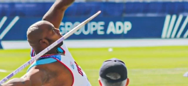 Mauricio Valencia se quedó con la medalla de plata en el Mundial de Para Atletismo. / Foto: Mindeportecol.