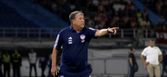 Hernán Darío Gómez - Técnico de Junior - VizzorImage / Jairo Cassiani