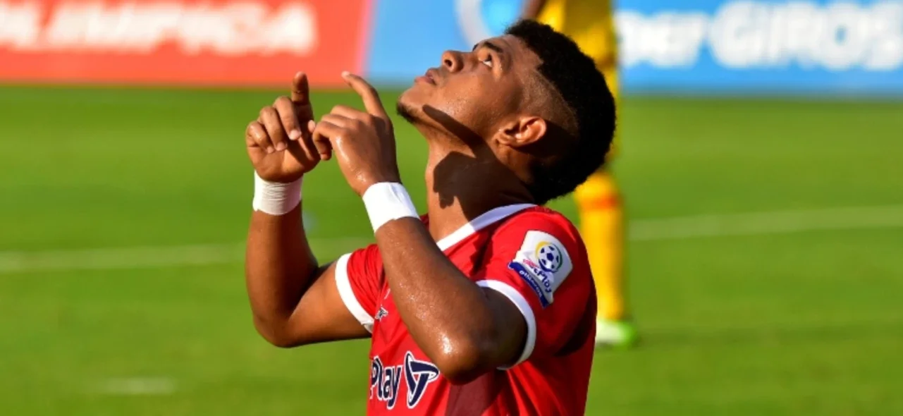 Ricardo Caraballo vuelve al gol con su club - VizzorImage / Jesus Rico